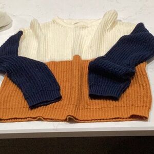 Cute scoop neck sweater